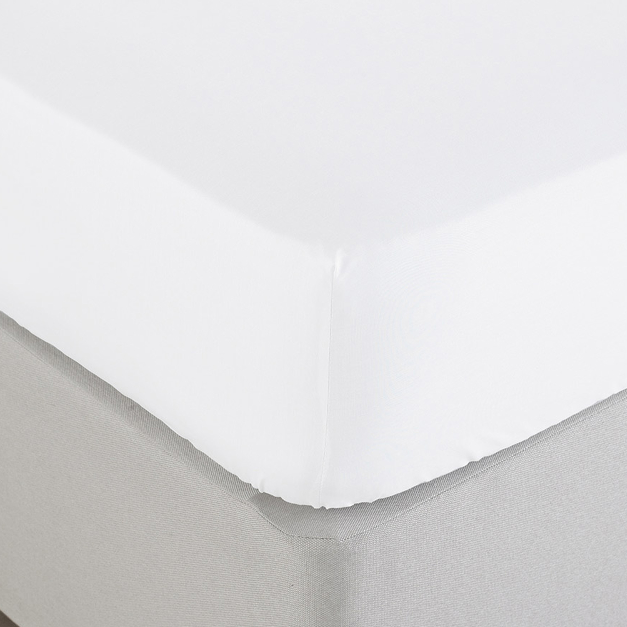 200 Thread Count White Bamboo Fitted Bed Sheet