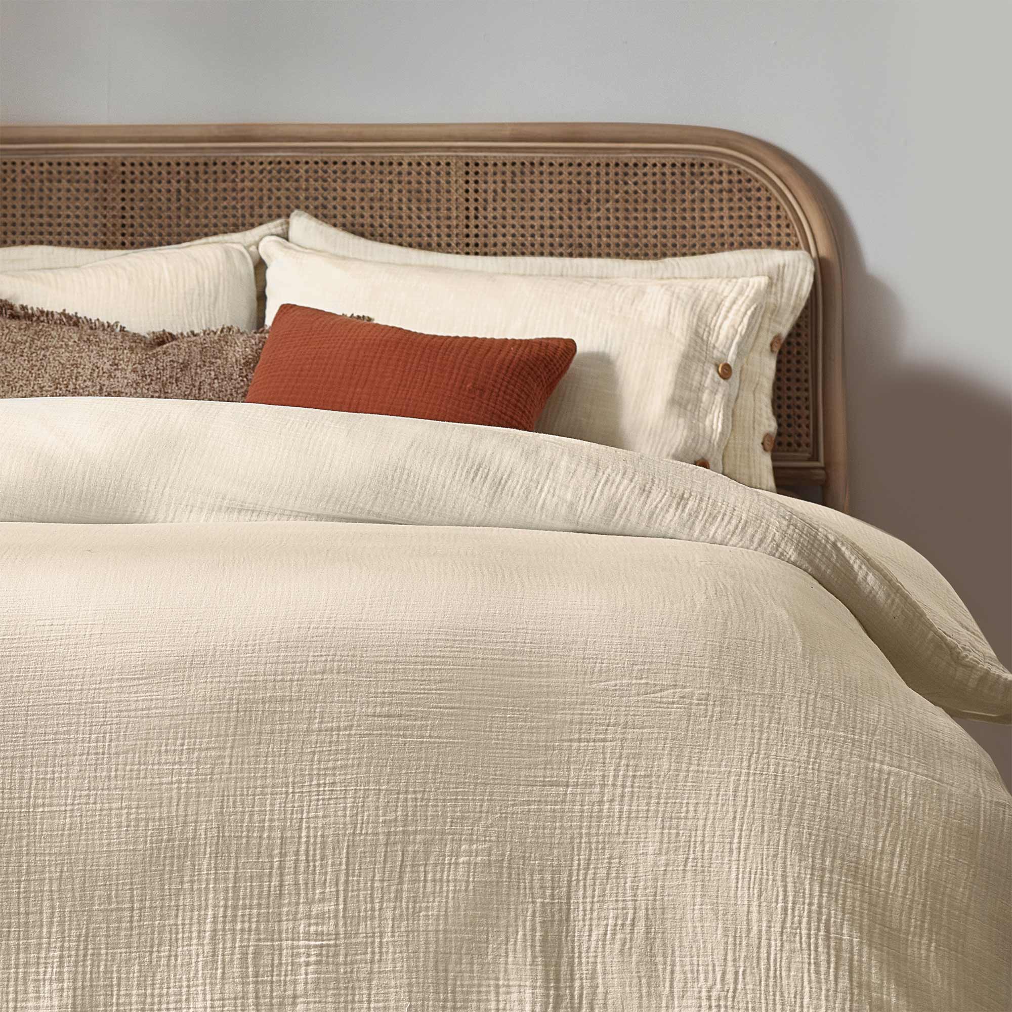Morning Lark Oatmeal Crinkle Bed Linen Set