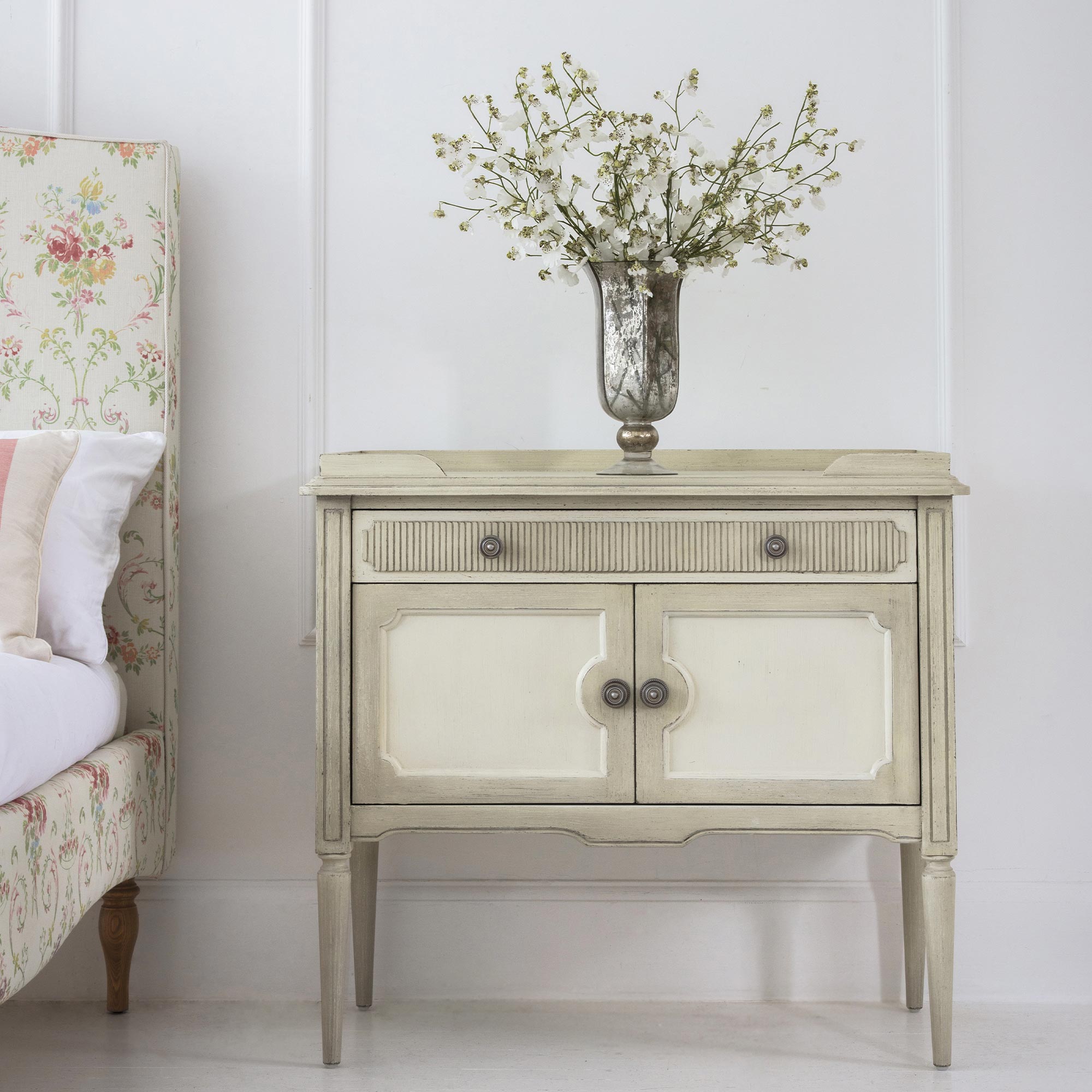 light oak cabinet 