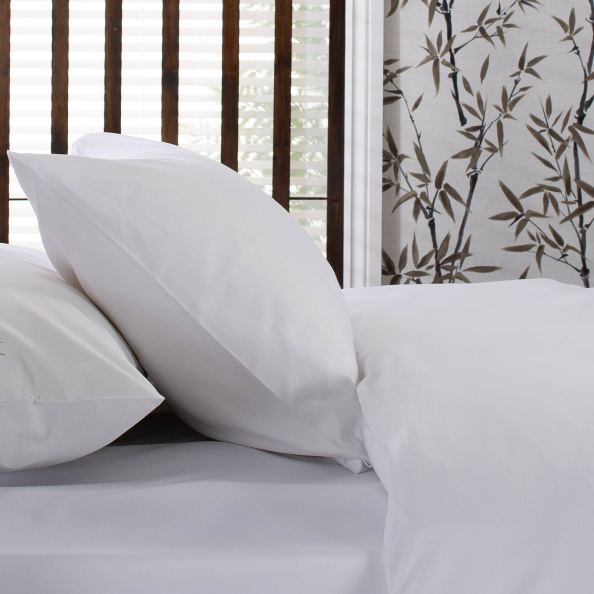 The Sleep 250 Sateen White Bed Linen Set