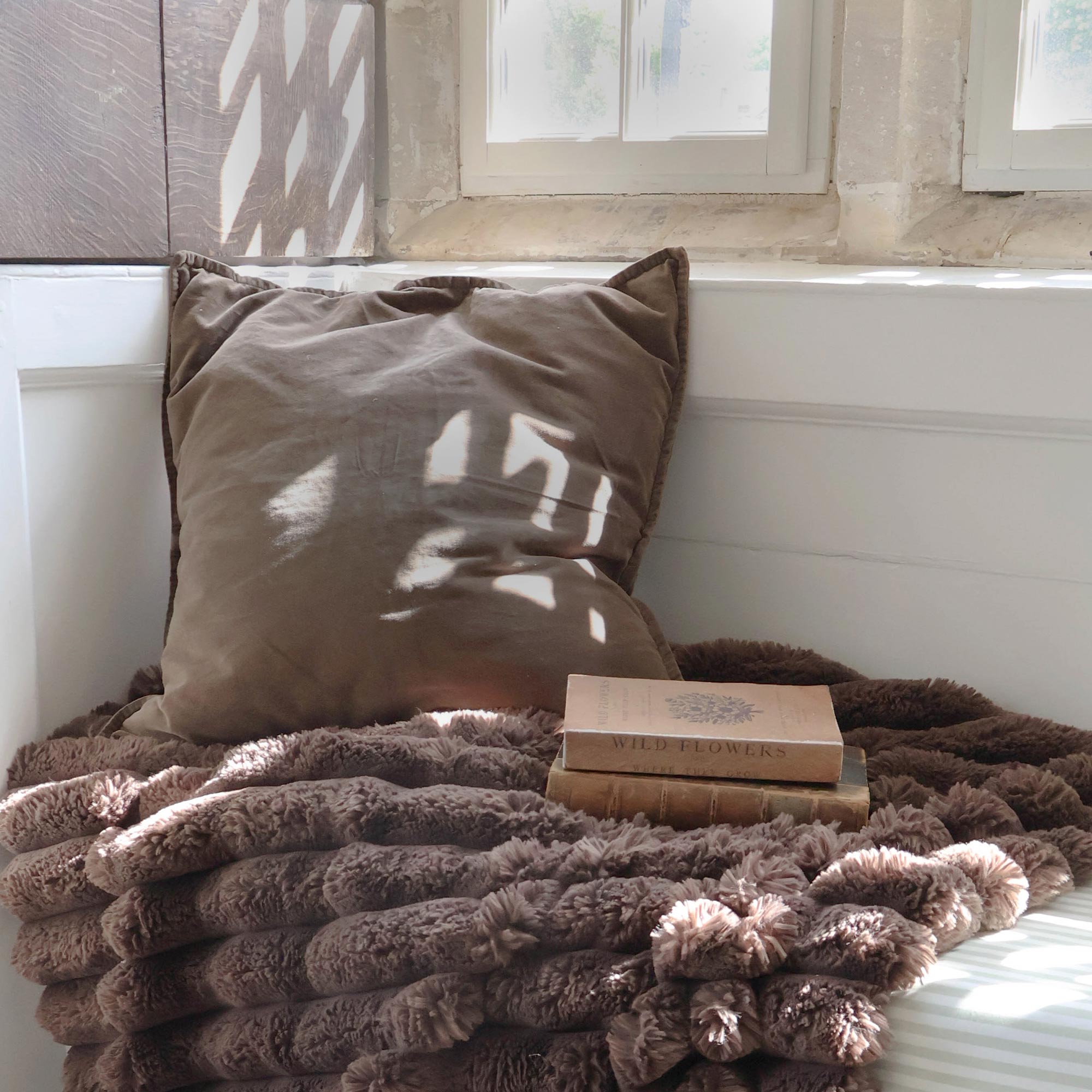 Mélange Velvet Cushion in Chocolate