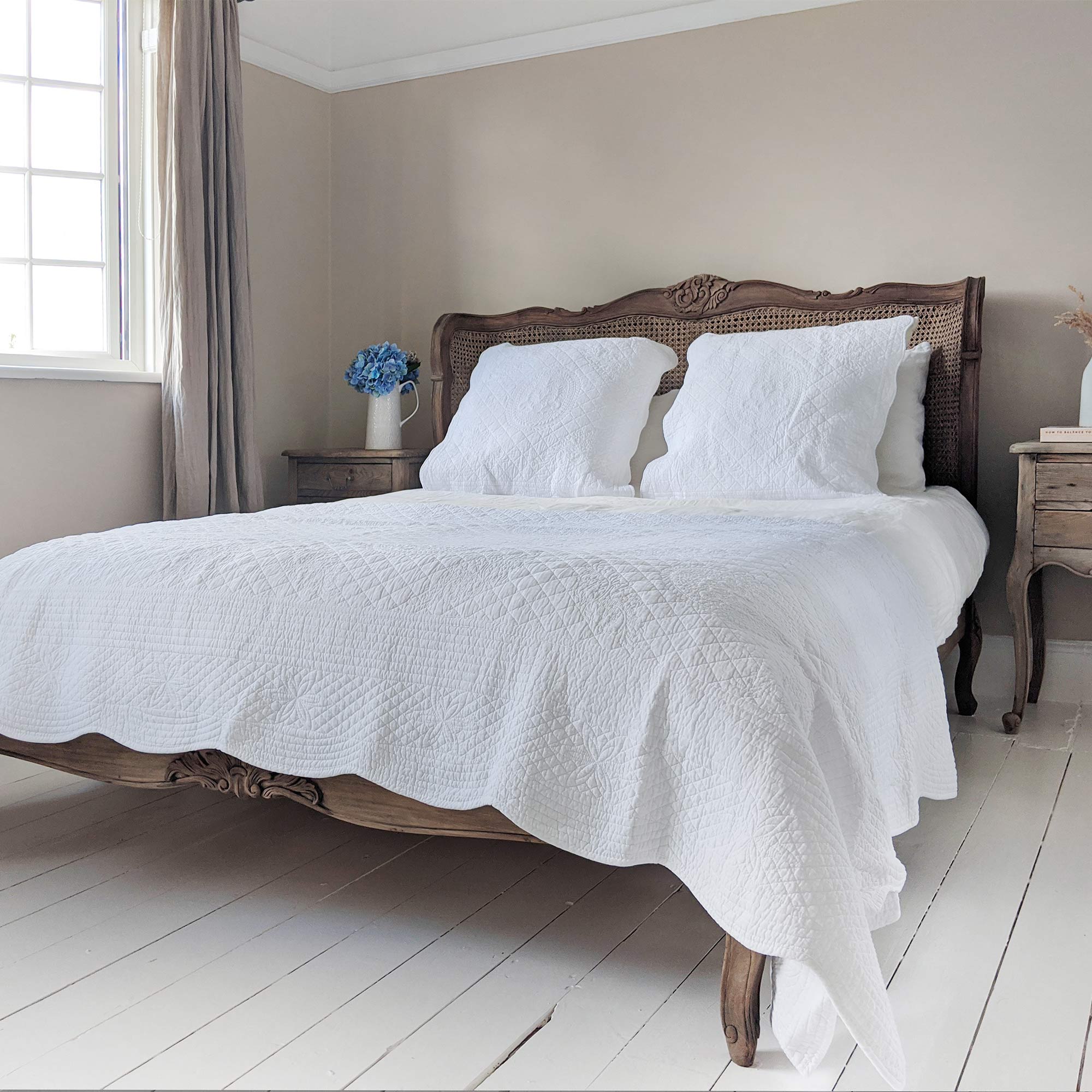 White Ornate Quilted Bedspread 
