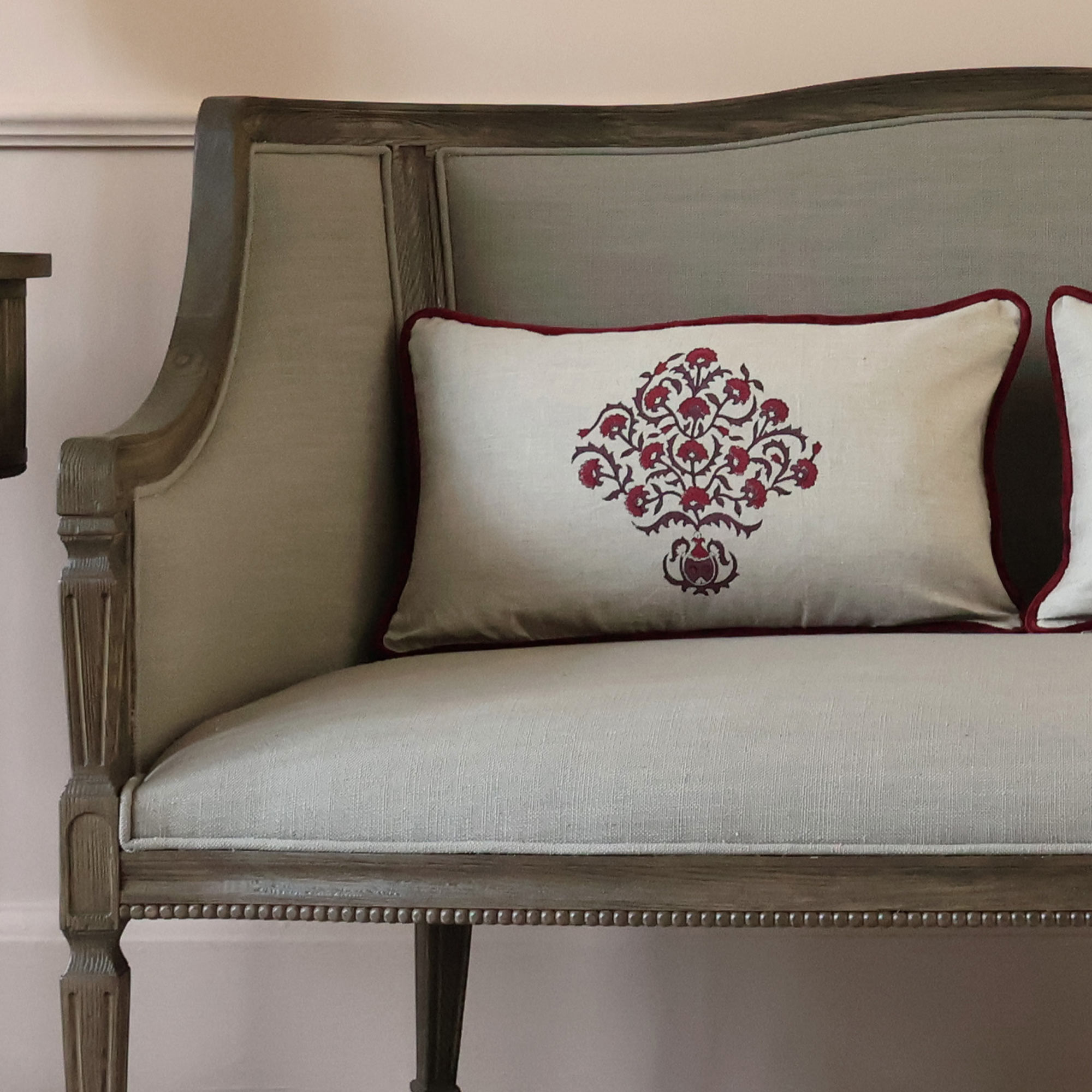 Gustavian Dark Sofa