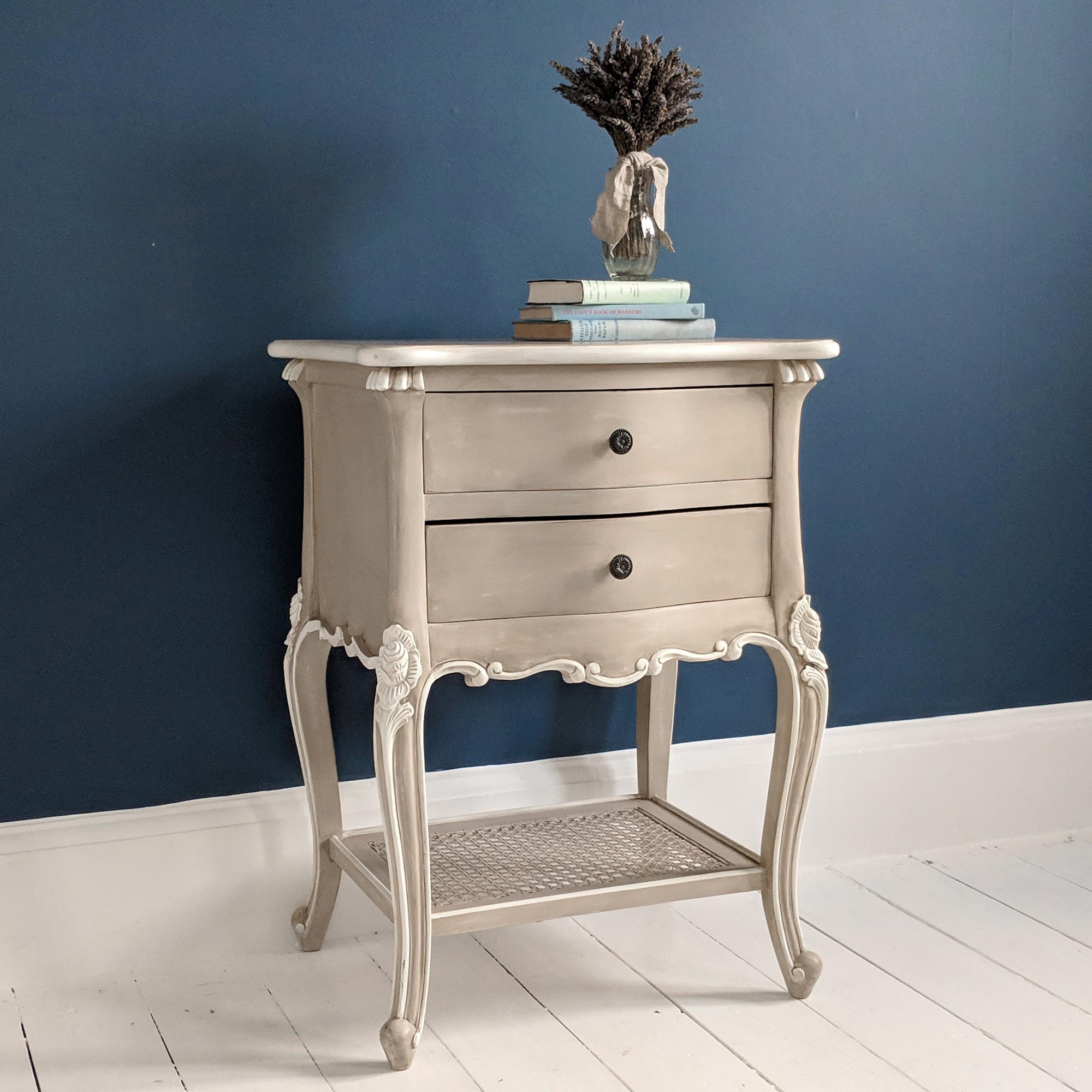L'Amour 2-Drawer Bedside Table