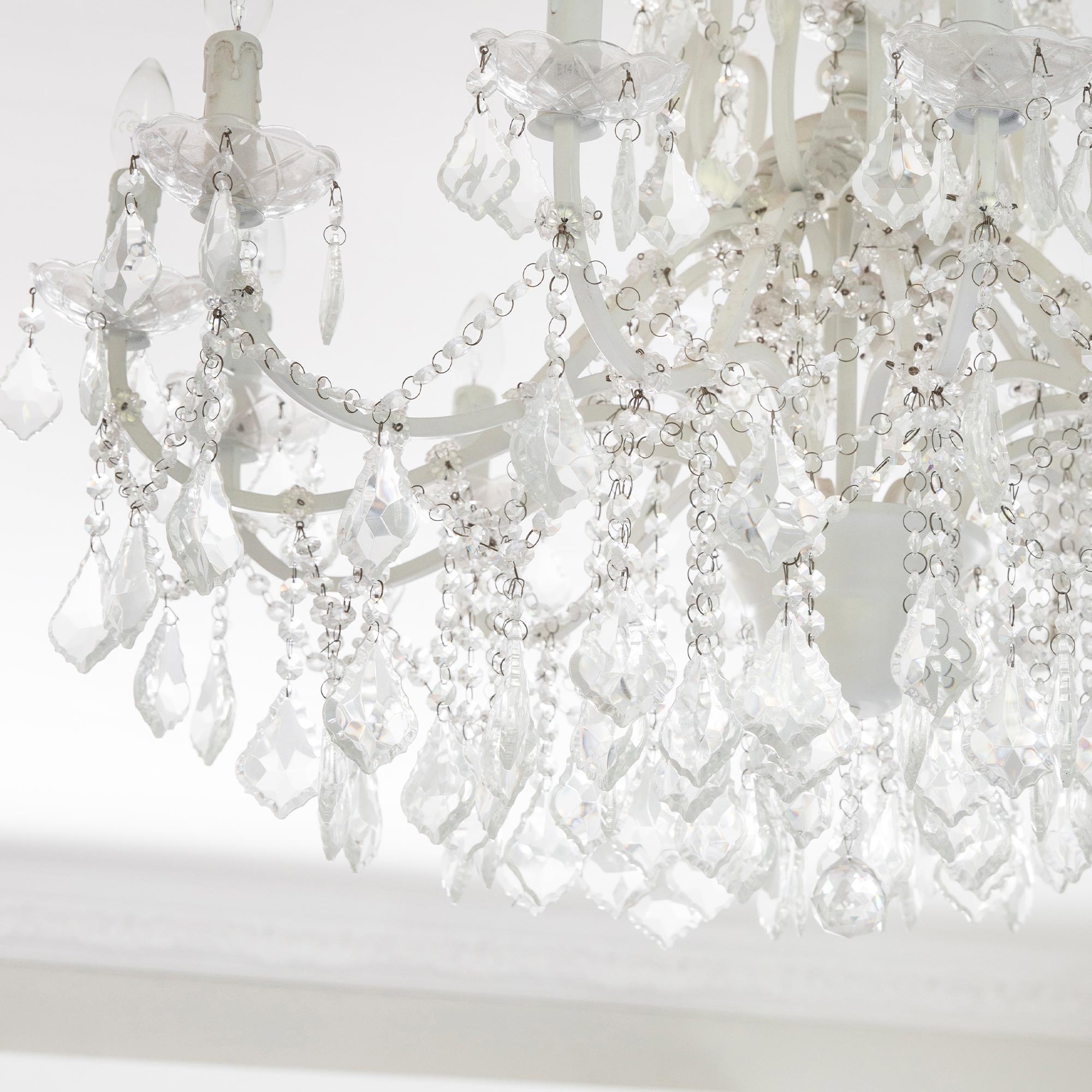 La Petite Chambery 6-Arm French Chandelier