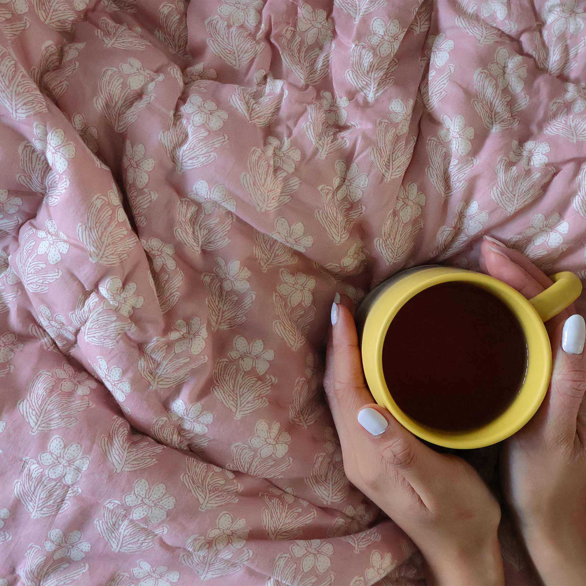 Pale Pink Ditsy Floral Bed Quilt