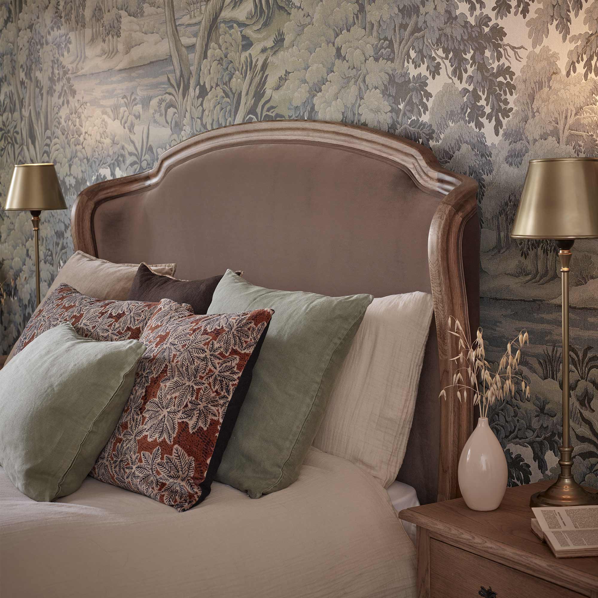 Love Story Cocoon Upholstered Bed in Mole Velvet