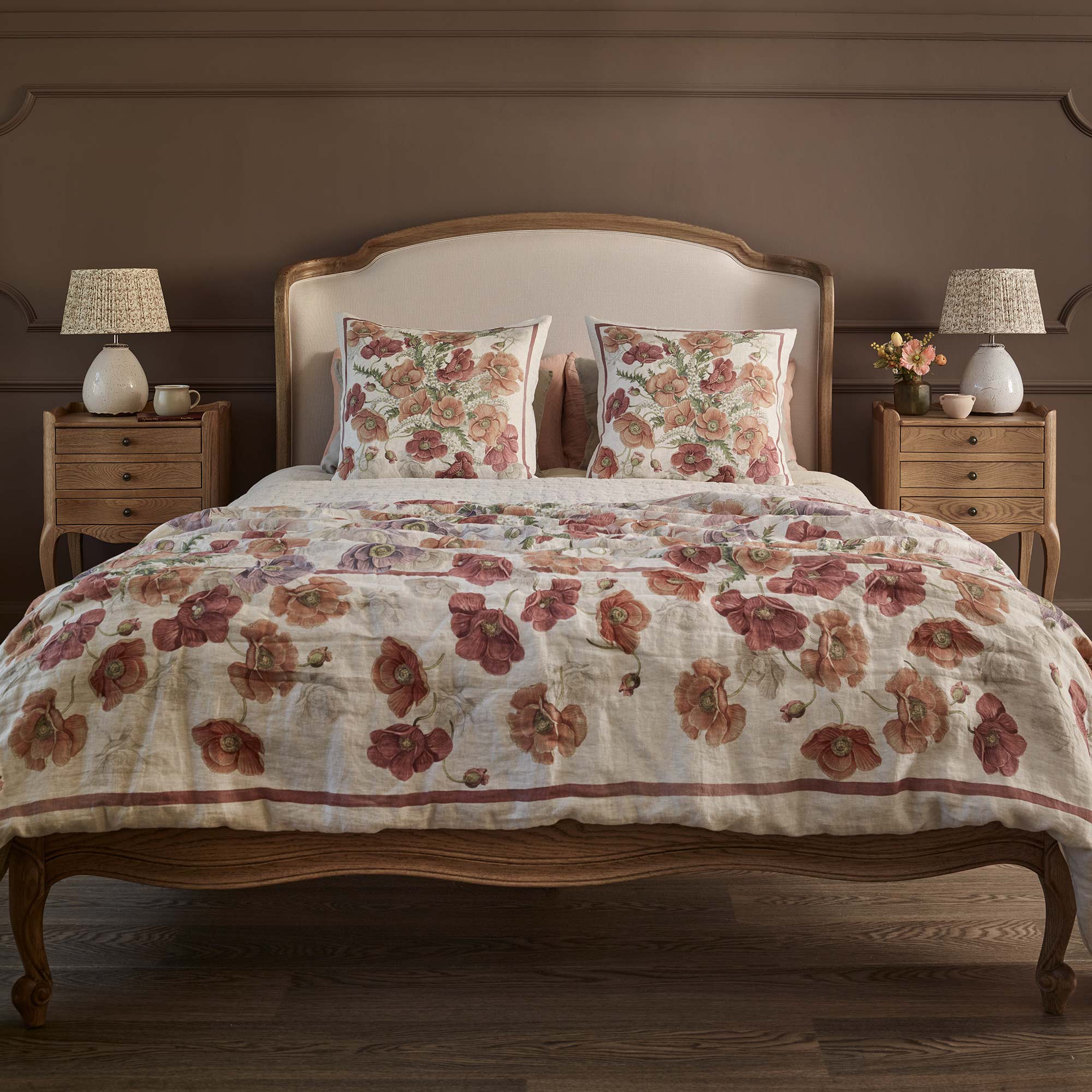 Love Story Cocoon Upholstered Bed in Oatmeal Linen