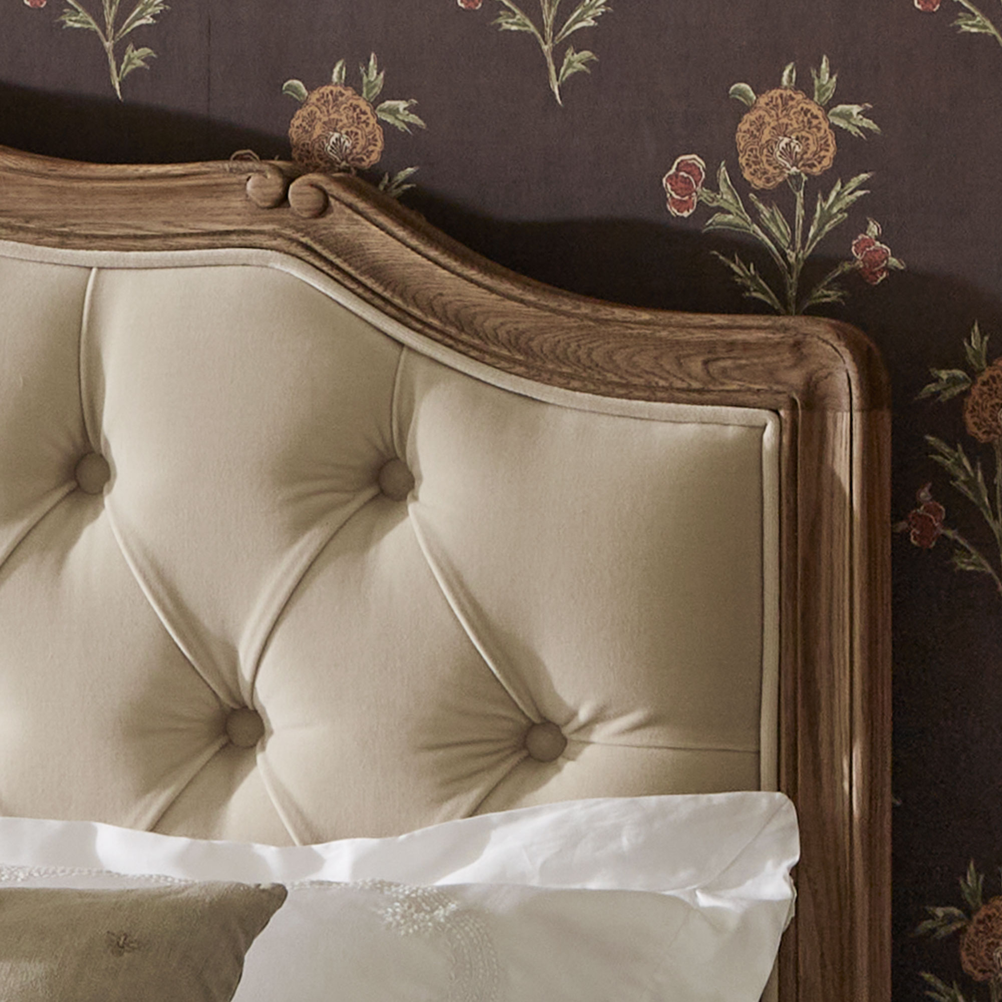 Love Story Taupe Velvet Buttoned Upholstered Bed