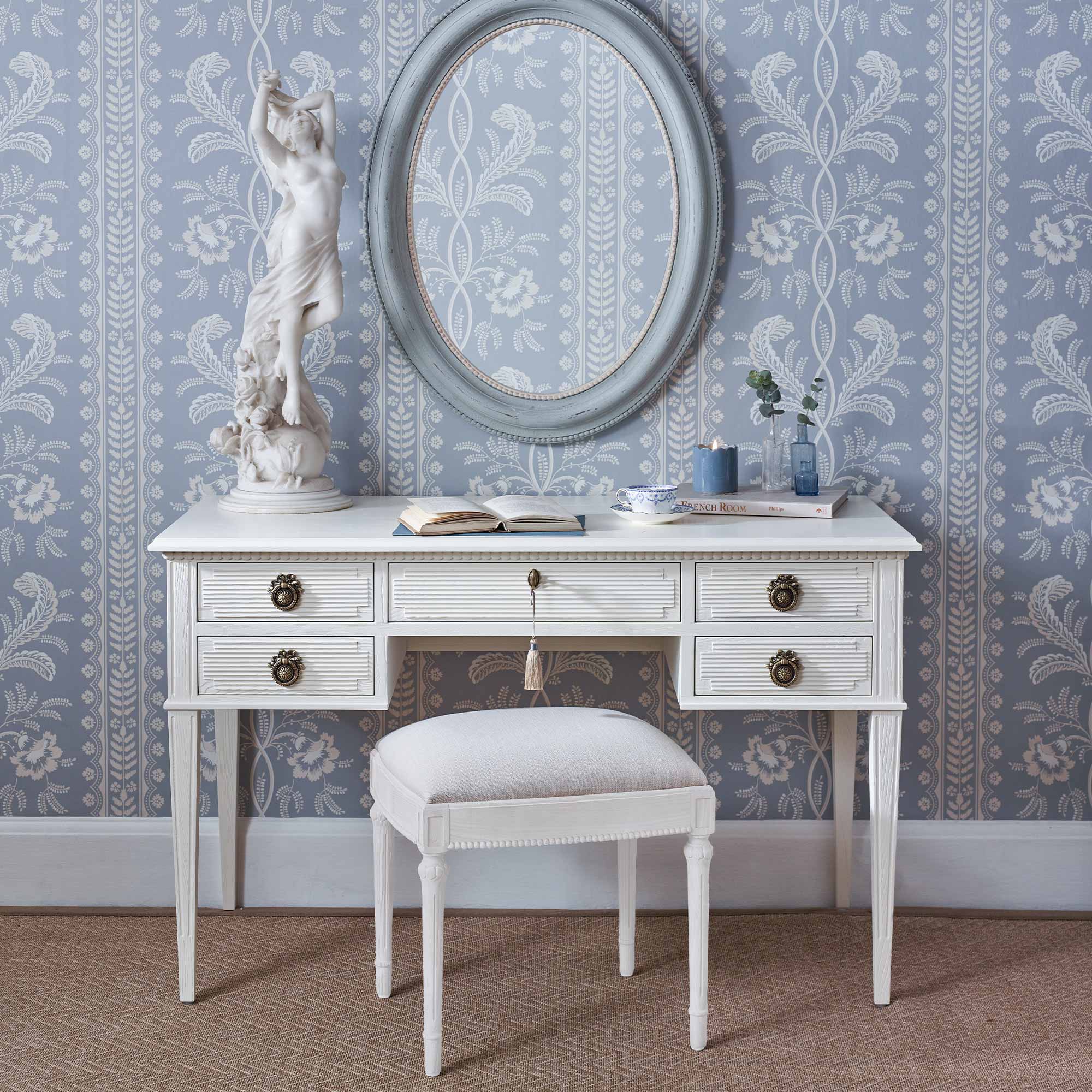 Gustavian White Dressing Table