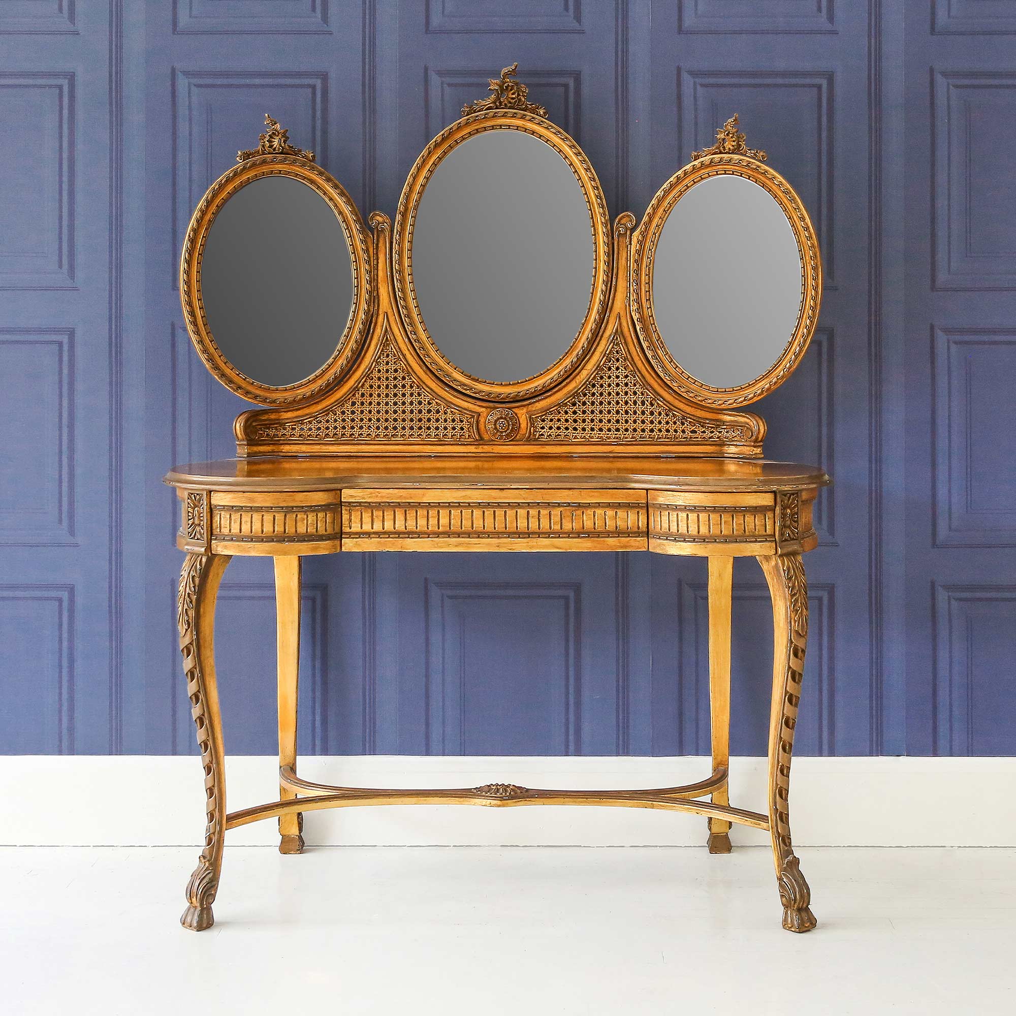 Palais de Versailles Gold Gilt Dressing Table