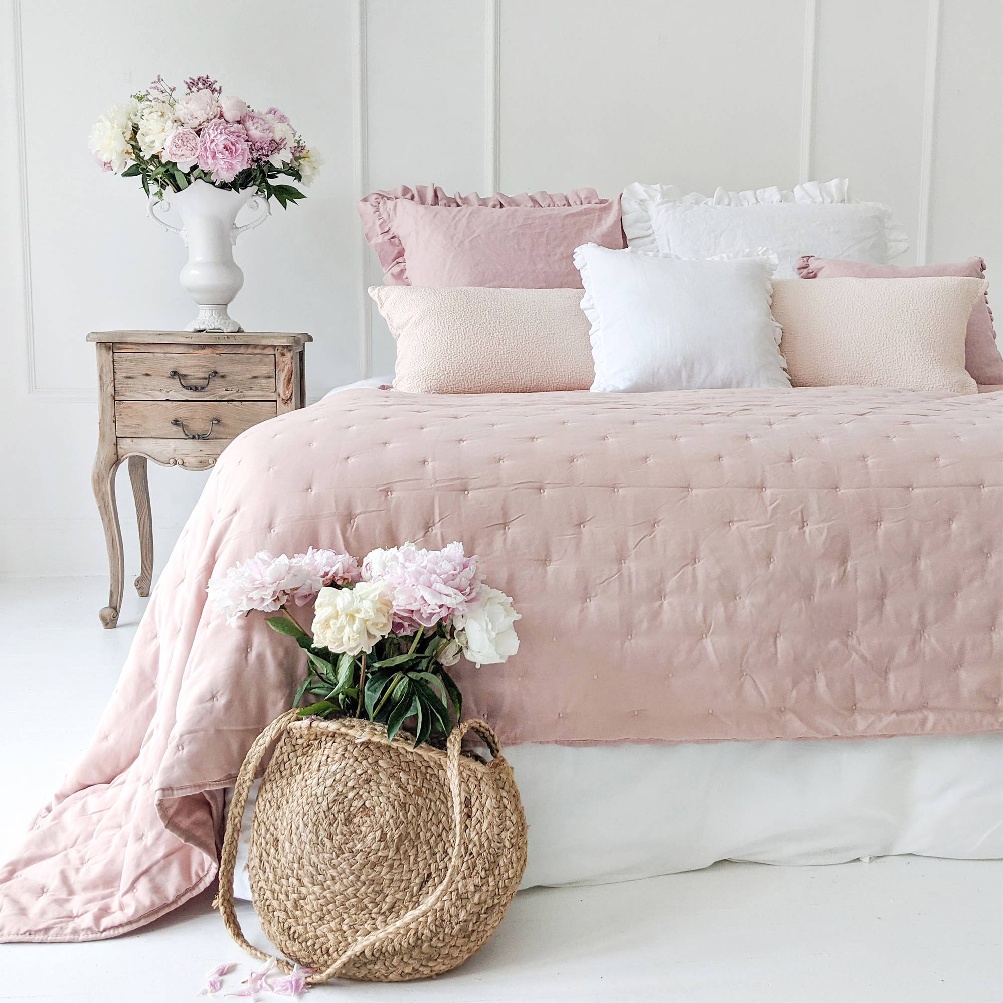 Quilted Bedspread in Pink
