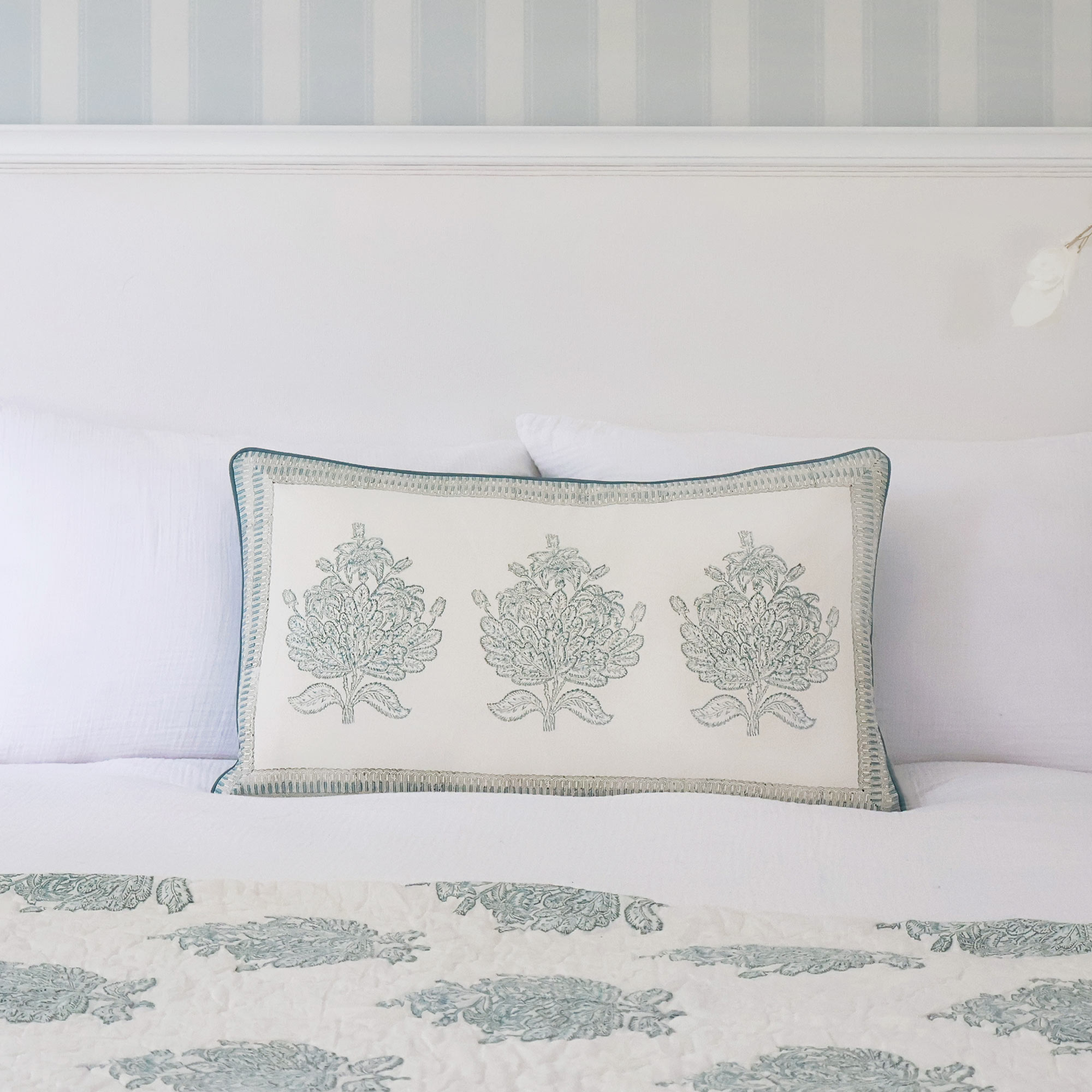 Roza Blue Azur Cushion