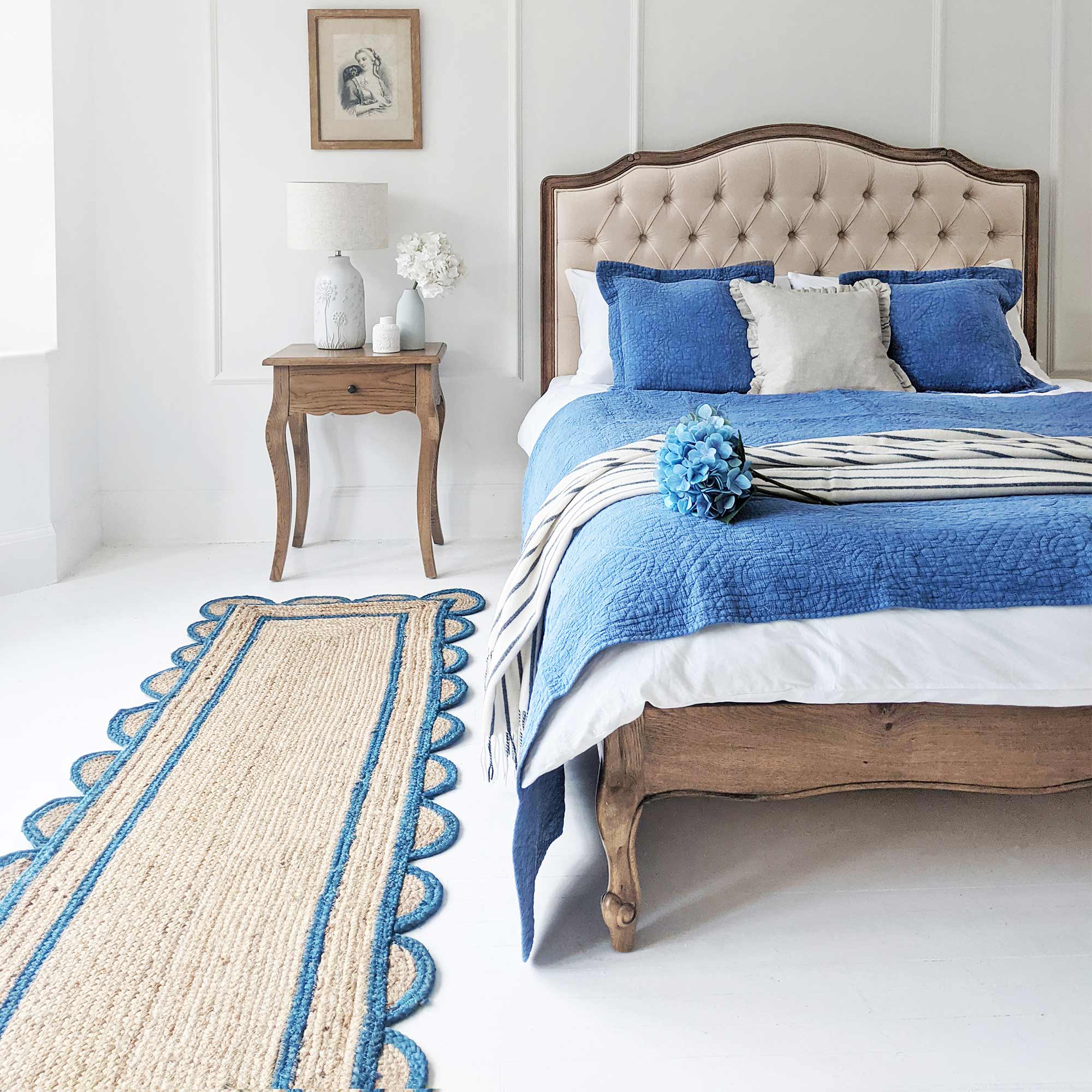 Sundar Scallop Blue Jute Runner
