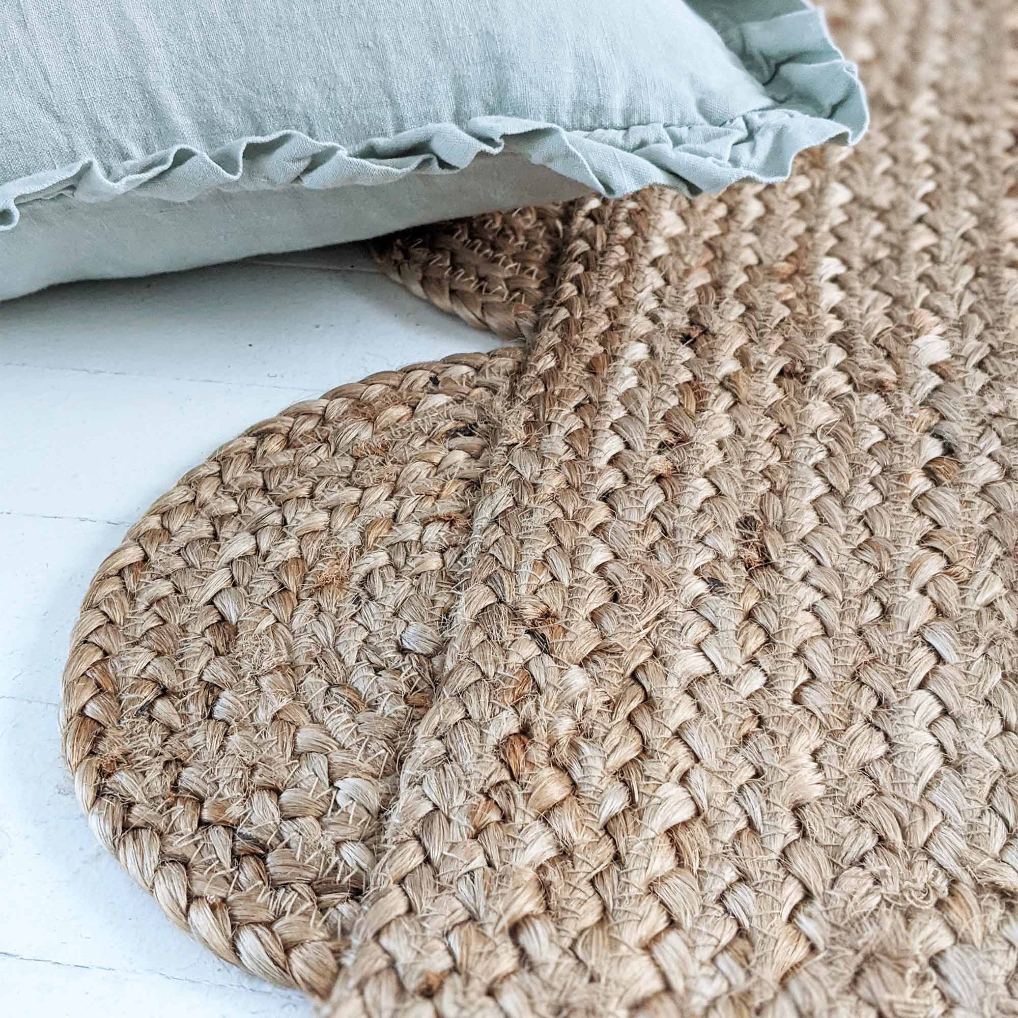 Sundar Scallop Natural Jute Rug