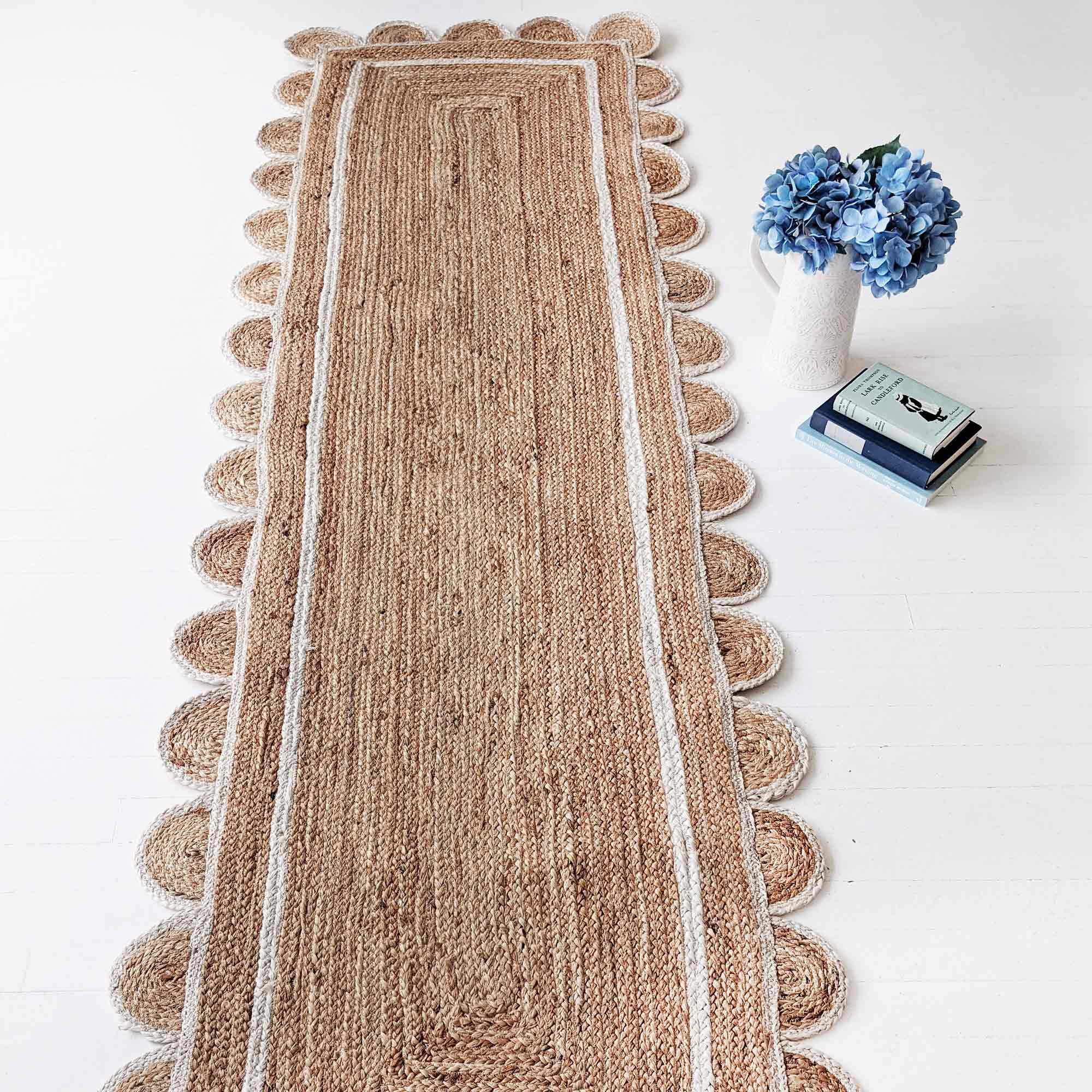 Sundar Scallop White Jute Runner