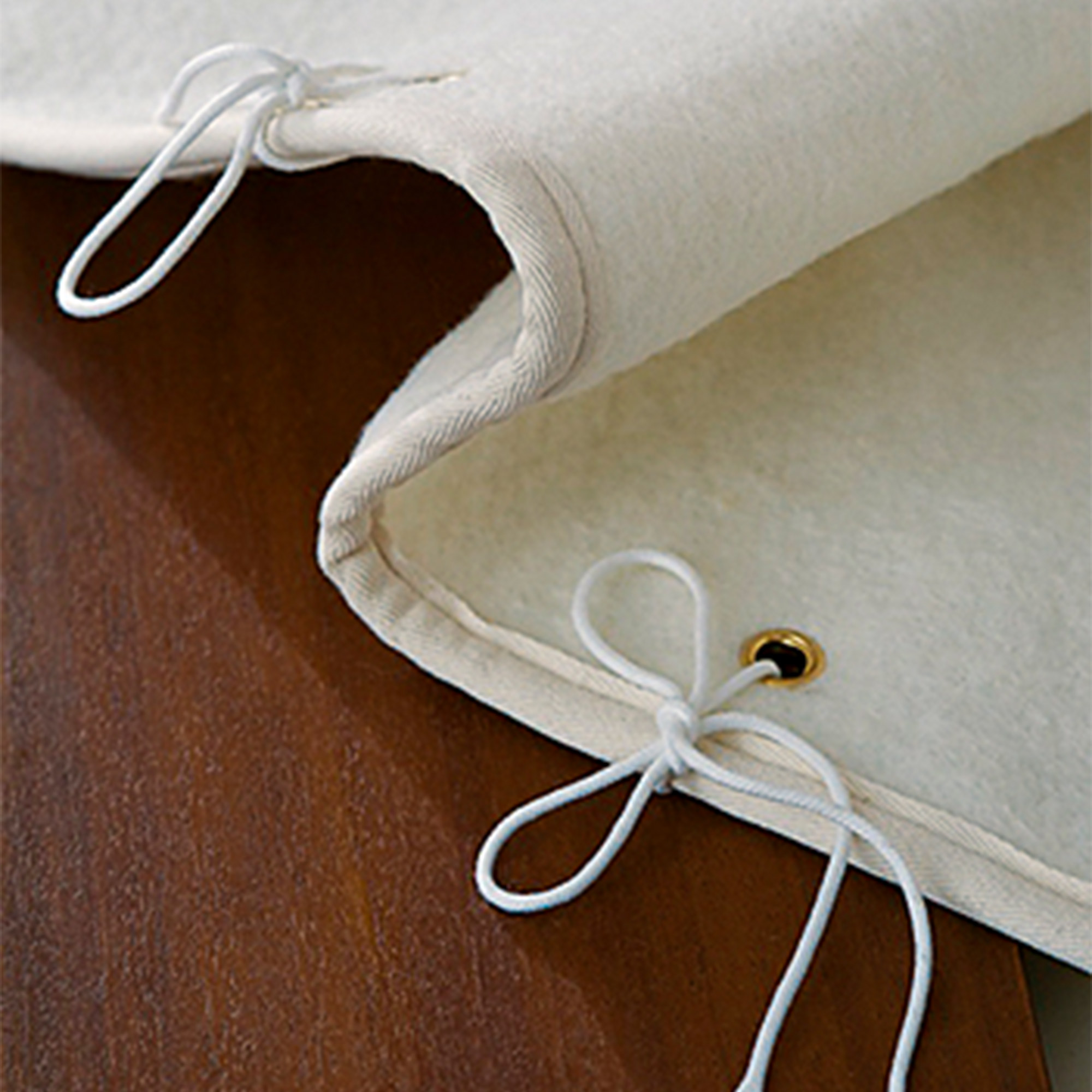 white mattress pad 