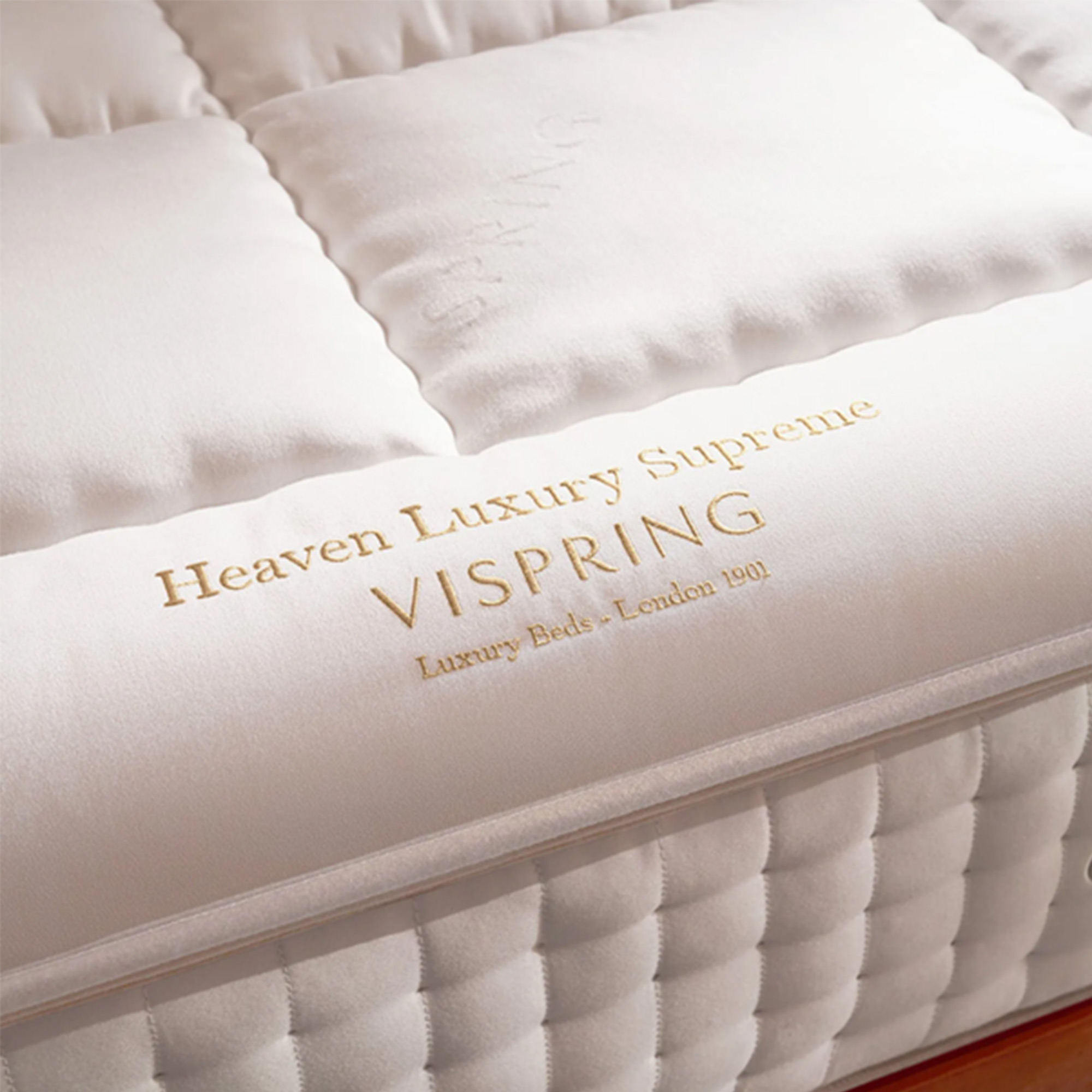 white mattress topper 